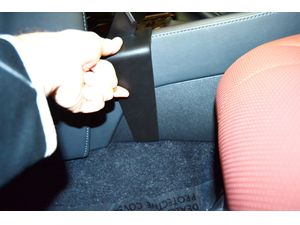 Brodit ProClip montážna konzola pre Lexus LX Series 16-22, na stred vľavo dole