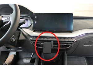 Brodit Montážny držiak ProClip pre Škoda Octavia IV 20-24 (len automat), pre stred