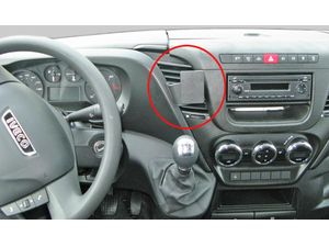 Brodit Montážny držiak ProClip pre Iveco Daily 15-24, pre stred