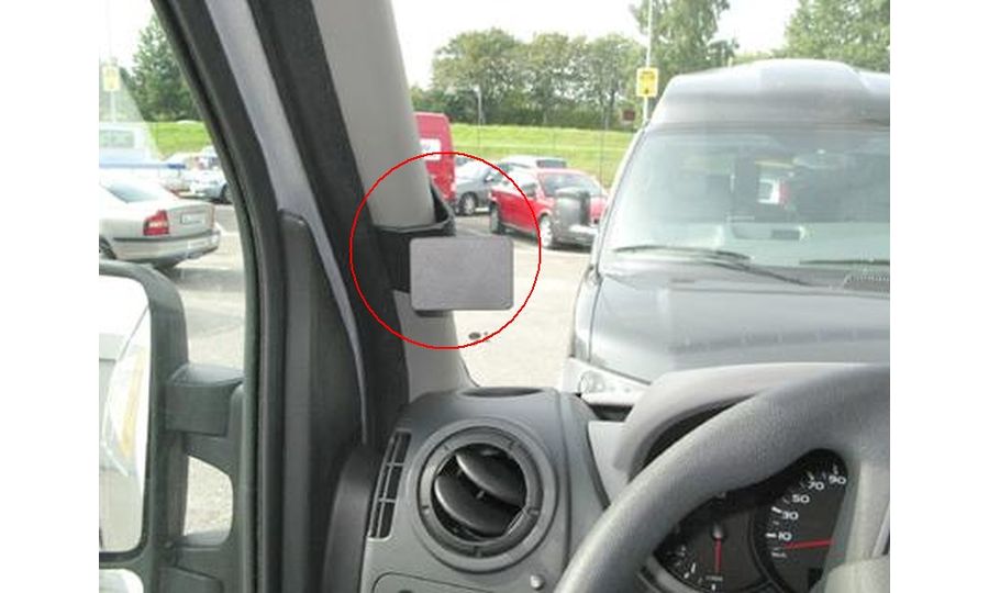 Brodit ProClip pre Renault Master/Opel Movano 11-19/Nissan NV400 12-20, vľavo na stĺpik