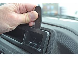 Brodit ProClip montážna konzola pre Ford E-Series 09-16, na stred