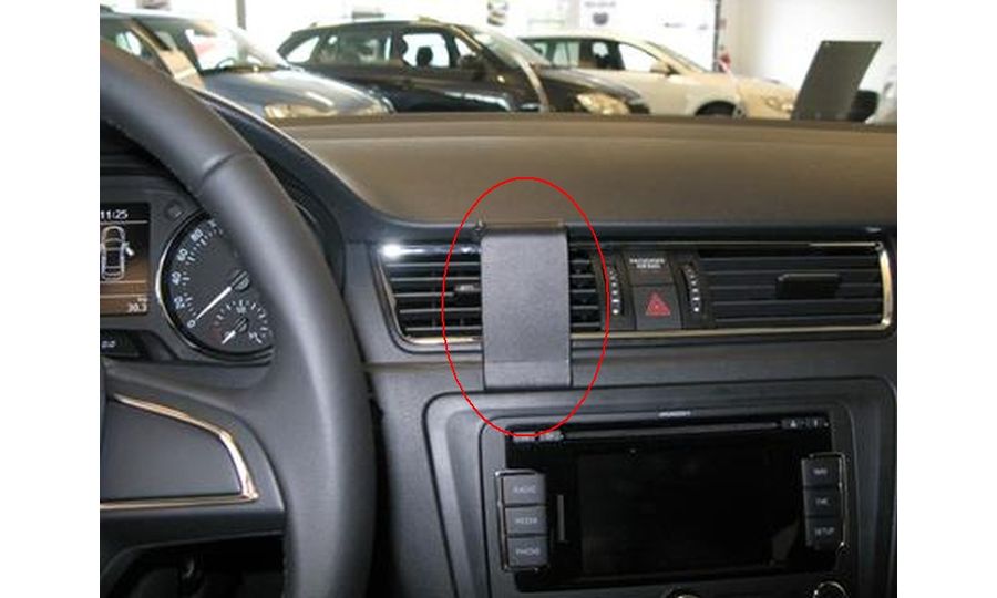 Brodit ProClip montážna konzola pre Škoda Rapid 13-15/Seat Toledo 13-18, na stred