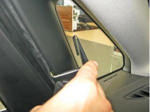 Brodit ProClip montážna konzola pre BMW 2 Active/Gran Tourer F45/F46 14-21, vľavo na stĺpik