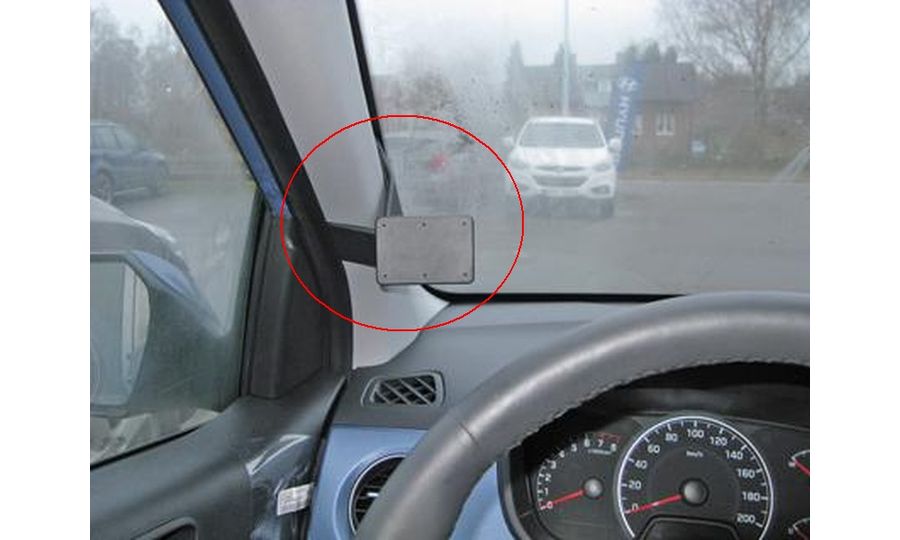 Brodit ProClip montážna konzola pre Hyundai i10 14-19, vľavo na stĺpik