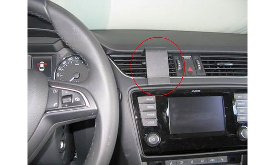 Brodit ProClip montážna konzola pre Škoda Octavia III 13-17, na stred
