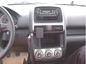 Brodit ProClip montážna konzola pre Honda CR-V 02-06, na stred vpravo