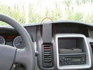 Brodit ProClip pre Renault Trafic/Opel Vivaro/Nissan Primastar 11-14, na stred