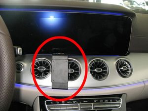 Brodit Montážny držiak ProClip pre Mercedes Benz triedy E 18-24, pre stred-