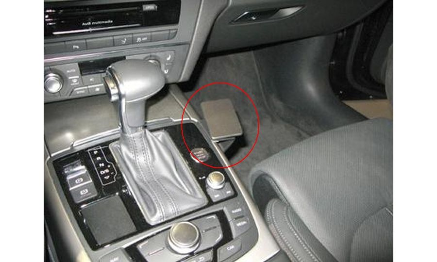 Brodit ProClip montážna konzola pre Audi A6/Audi S6 11-18/Audi A7 11-17, na stred vpravo dole