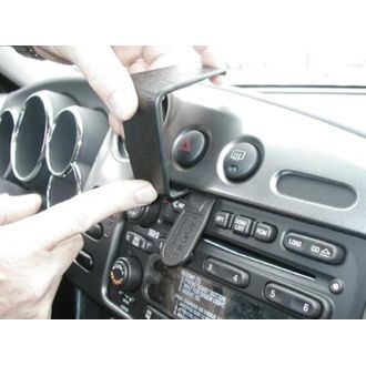 Brodit ProClip montážna konzola pre Pontiac Vibe 03-08/Toyota Matrix 03-04, na stred