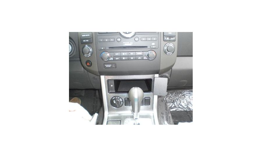 Brodit ProClip montážna konzola pre Nissan Pathfinder 10-12, stred. tunel
