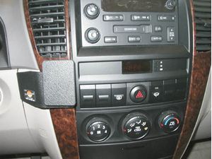 Brodit ProClip montážna konzola pre Kia Sorento 02-07, na stred