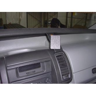 Brodit ProClip pre Renault Trafic/Opel Vivaro/Nissan Primastar 02-10, na stred vpravo