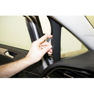 Brodit ProClip montážna konzola pre Volkswagen Touran 16-22, vľavo na stĺpik