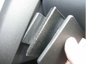 Brodit ProClip montážna konzola pre Nissan Murano 03-08, na stred vpravo