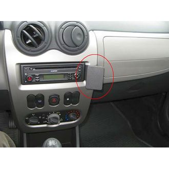 Brodit ProClip pre Dacia Duster/Logan 09-13/Sandero 08-12/Renault Logan 09-14, na stred vpravo