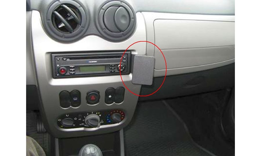 Brodit ProClip pre Dacia Duster/Logan 09-13/Sandero 08-12/Renault Logan 09-14, na stred vpravo