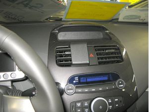 Brodit ProClip montážna konzola pre Chevrolet Spark 11-15, na stred