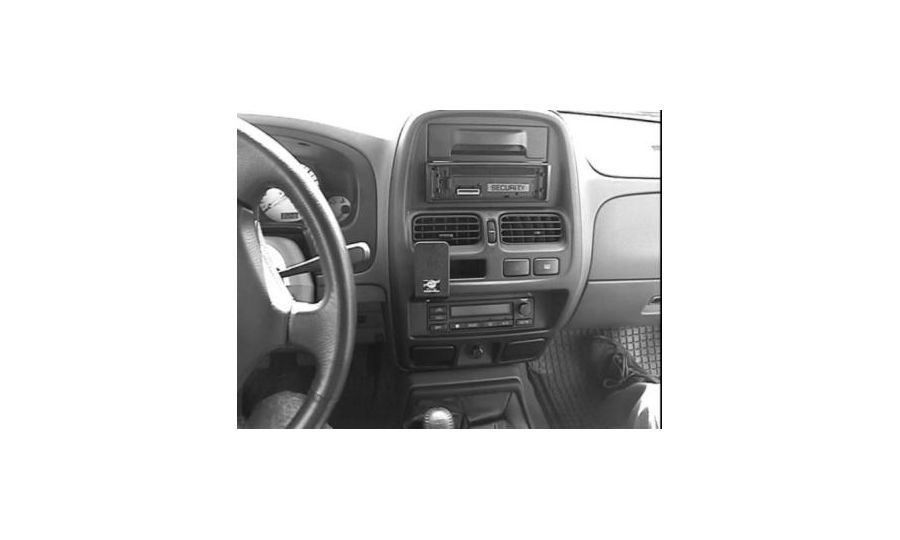 Brodit ProClip montážna konzola pre Nissan King Cab 00-06/Navara 00-05, na stred vľavo dole