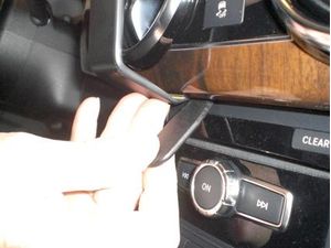 Brodit ProClip montážna konzola pre Mercedes Benz GLK-Class 13-15, na stred