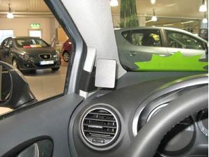 Brodit ProClip montážna konzola pre Seat Leon 06-12, vľavo na stĺpik