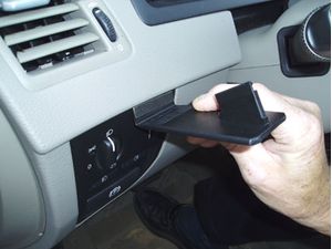 Brodit ProClip montážna konzola pre Volvo XC90 02-14, vľavo