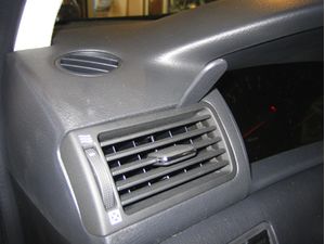 Brodit ProClip montážna konzola pre Toyota Corolla 02-07, vľavo