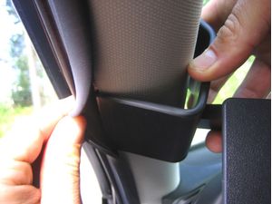 Brodit Montážny držiak ProClip pre Saab 9-3 03-11 (nie pre kabrio), vľavo na stĺpik