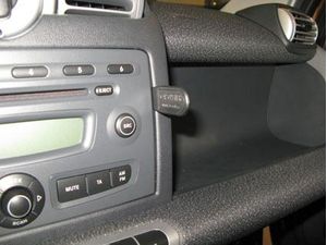 Brodit ProClip montážna konzola pre Smart ForTwo 08-10, NE pre modely s priehradkou, na stred