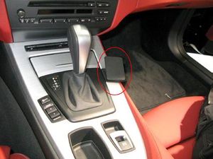Brodit ProClip montážna konzola pre BMW Z4 09-16, na stred vpravo dole