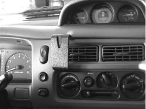Brodit ProClip montážna konzola pre Mitsubishi Pajero Sport 99-06, na stred vľavo