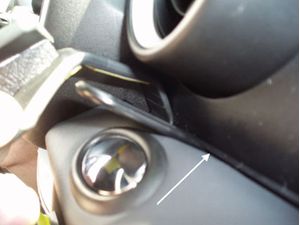 Brodit ProClip pre Mini Cooper/Clubman/Coupe/Convertible/One 07-14 (s hornou vaničkou), pre stred