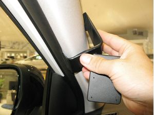 Brodit ProClip montážna konzola pre Renault Kadjar 16-22, vľavo na stĺpik