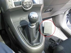 Brodit ProClip montážna konzola pre Toyota Verso 09-19, na stred vpravo dole