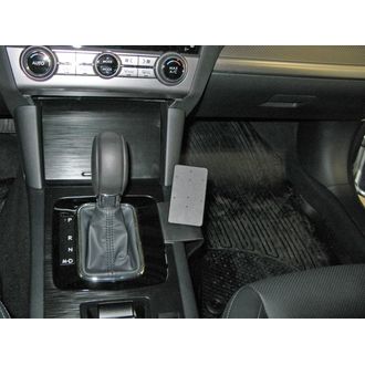 Brodit ProClip montážna konzola pre Subaru Outback 15-20, na stred vpravo dole