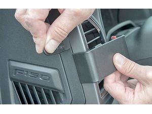 Brodit ProClip Ford Raptor 17-20/F 250/350/450/550/650/750/Excursion/Super Duty 17-21, vľavo