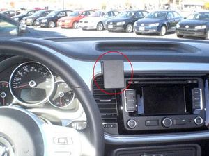 Brodit ProClip montážna konzola pre Volkswagen Beetle 12-19, na stred vľavo