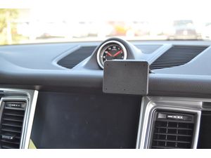 Brodit ProClip montážna konzola pre Porsche Macan 15-19, na stred