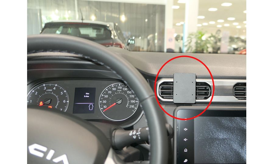 Brodit ProClip montážny držiak pre Dacia Duster 23-24, na strede a vľavo na mriežke