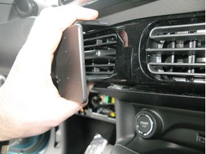 Brodit Montážny držiak ProClip pre Citroen C4 Cactus 18-23, na stred