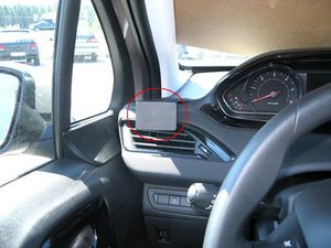 Brodit ProClip montážna konzola pre Peugeot 208/Peugeot 2008 12-19, vľavo nad mriežku