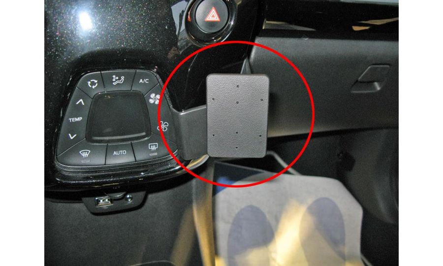 Brodit ProClip pre Citroen C1/Peugeot 108/Toyota AYGO 14-21 (len s klimatizáciou), na stred