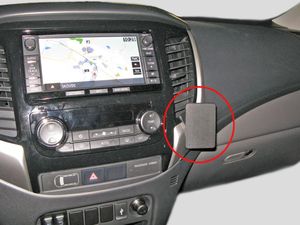 Brodit ProClip montážna konzola pre Fiat Fullback 16-21/Mitsubishi L200 16-19, na stred vpravo