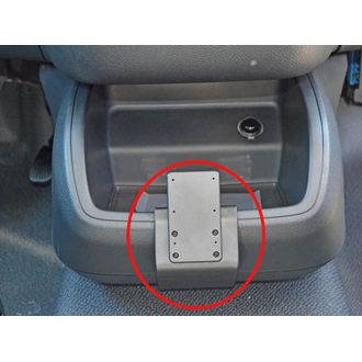 Brodit Montážny držiak ProClip pre Mercedes Benz Metris 16-23 USA, stredom nadol
