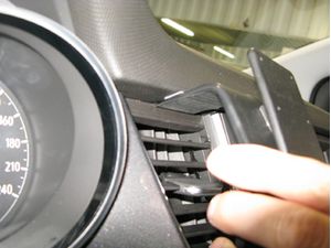 Brodit Montážny držiak ProClip pre Opel Crossland X/Grandland X 18-21, vľavo v strede
