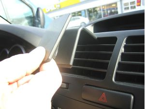 Brodit ProClip montážna konzola pre Suzuki Grand Vitara 05-15, na stred vľavo