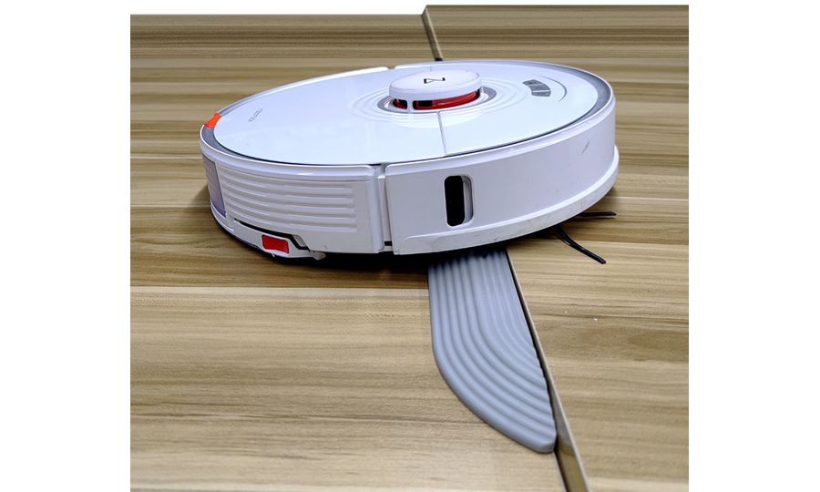 Prechodová lišta pre robotický vysávač, sivá
