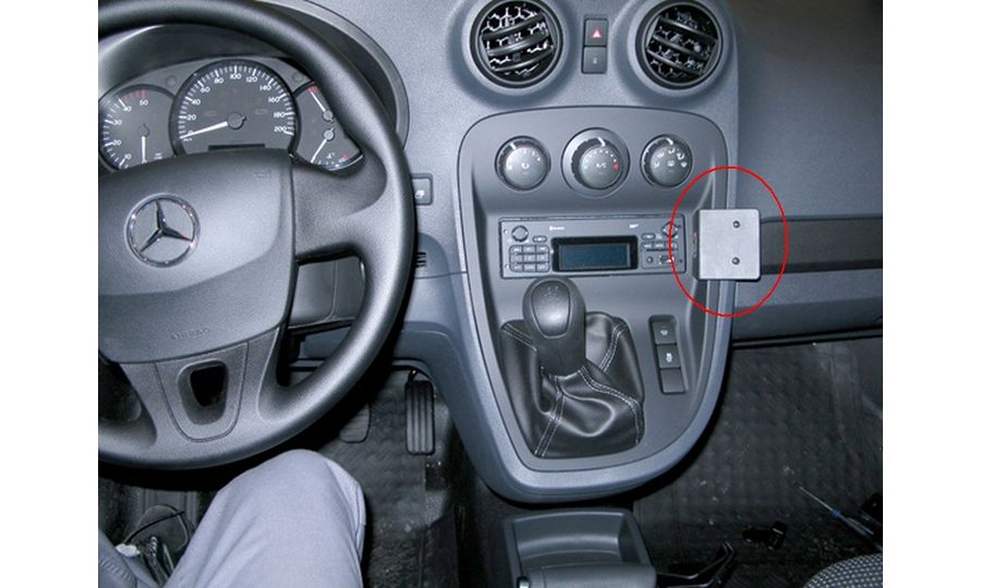 Brodit ProClip montážna konzola pre Mercedes Benz Citan 13-21, na stred vpravo